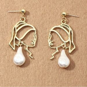 Girl with a Pearl Earring Inspired Gold Drop Earrings‎ | Real Pearl Artistic